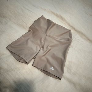 Alo Yoga shorts